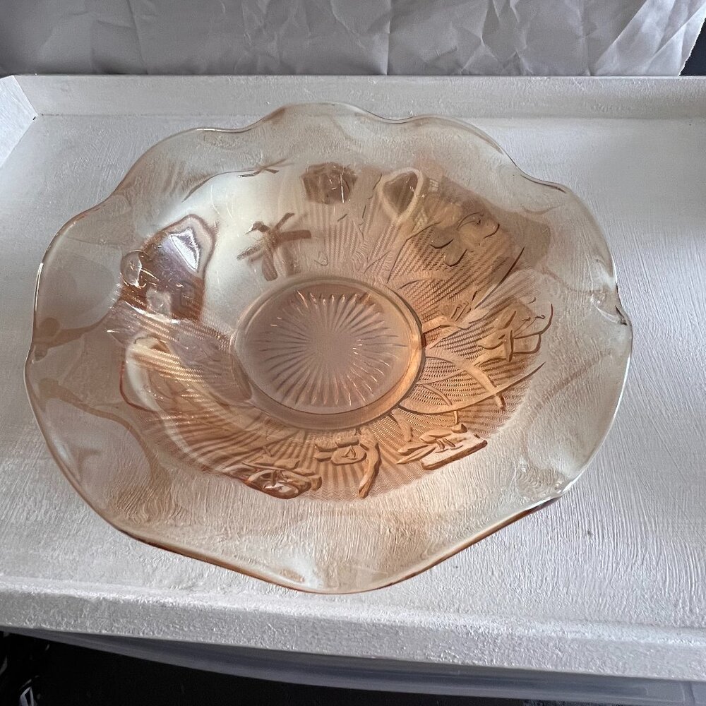 Stunning Jeannette Carnival Glass Ruffled Bowl Vintage Marigold‎ Iris Design